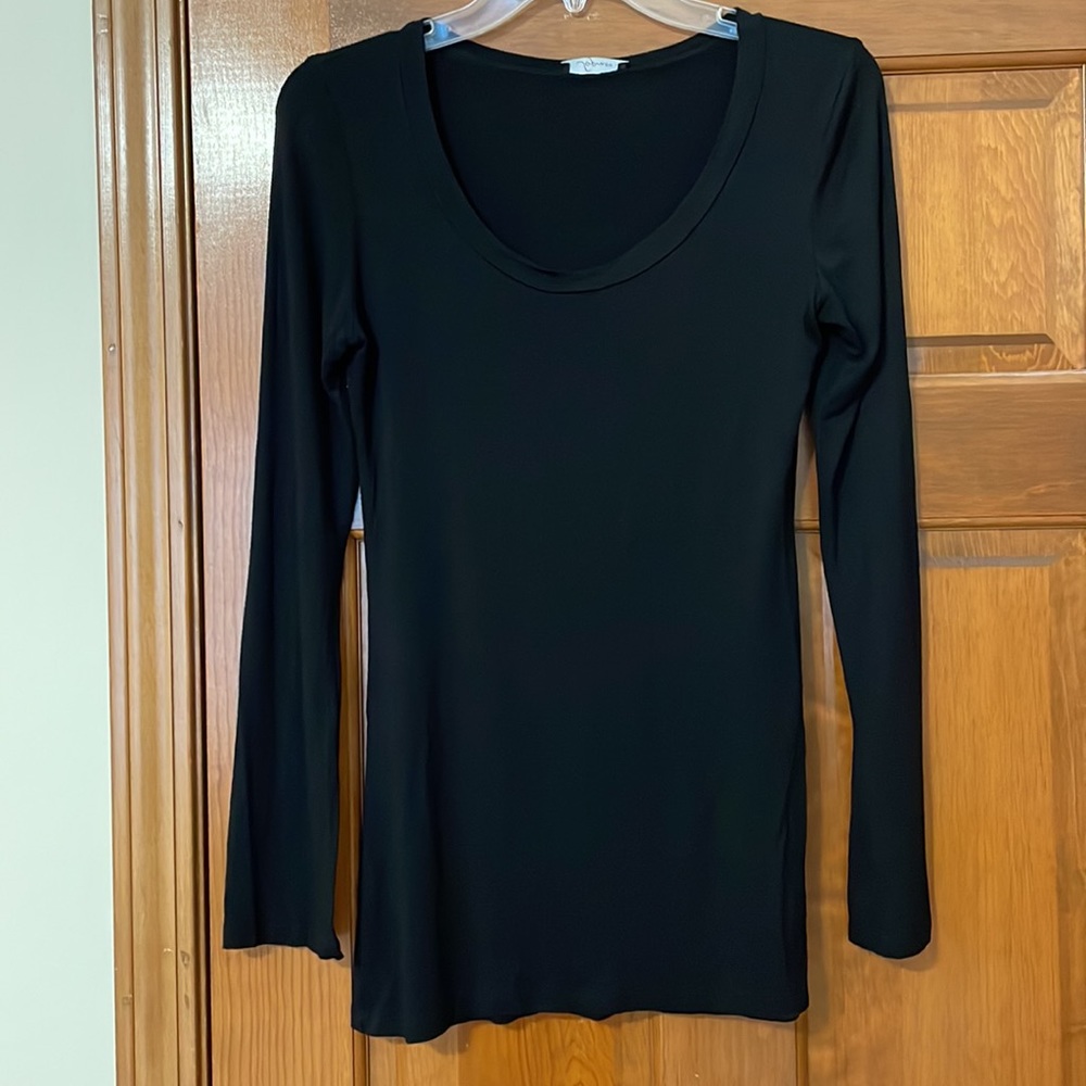 Soprano black tunic